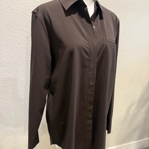 Athleta Urbanite UPF 50 Brown Long Sleeve Button Down - Picture 2 of 13